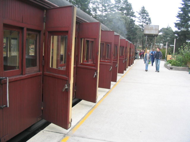 ZigZag railway